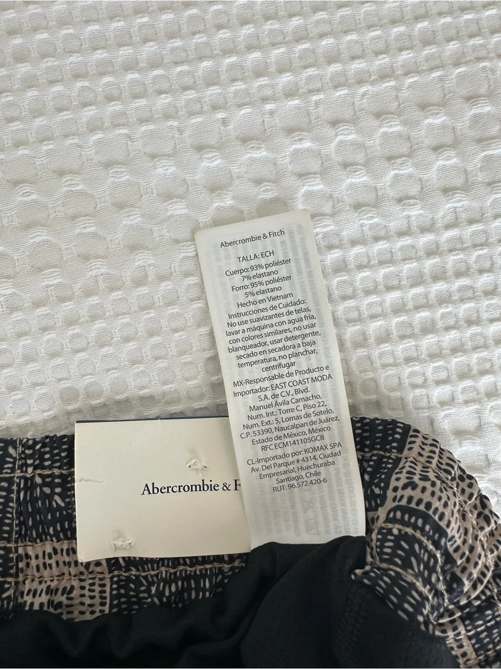 NWT Abercrombie & Fitch 5” Swim Trunks Men’s XS Black Tan Print